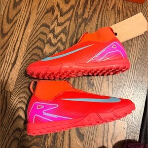 Nike Kids Red and Pink Sneakers jr zoom superfly 4.5